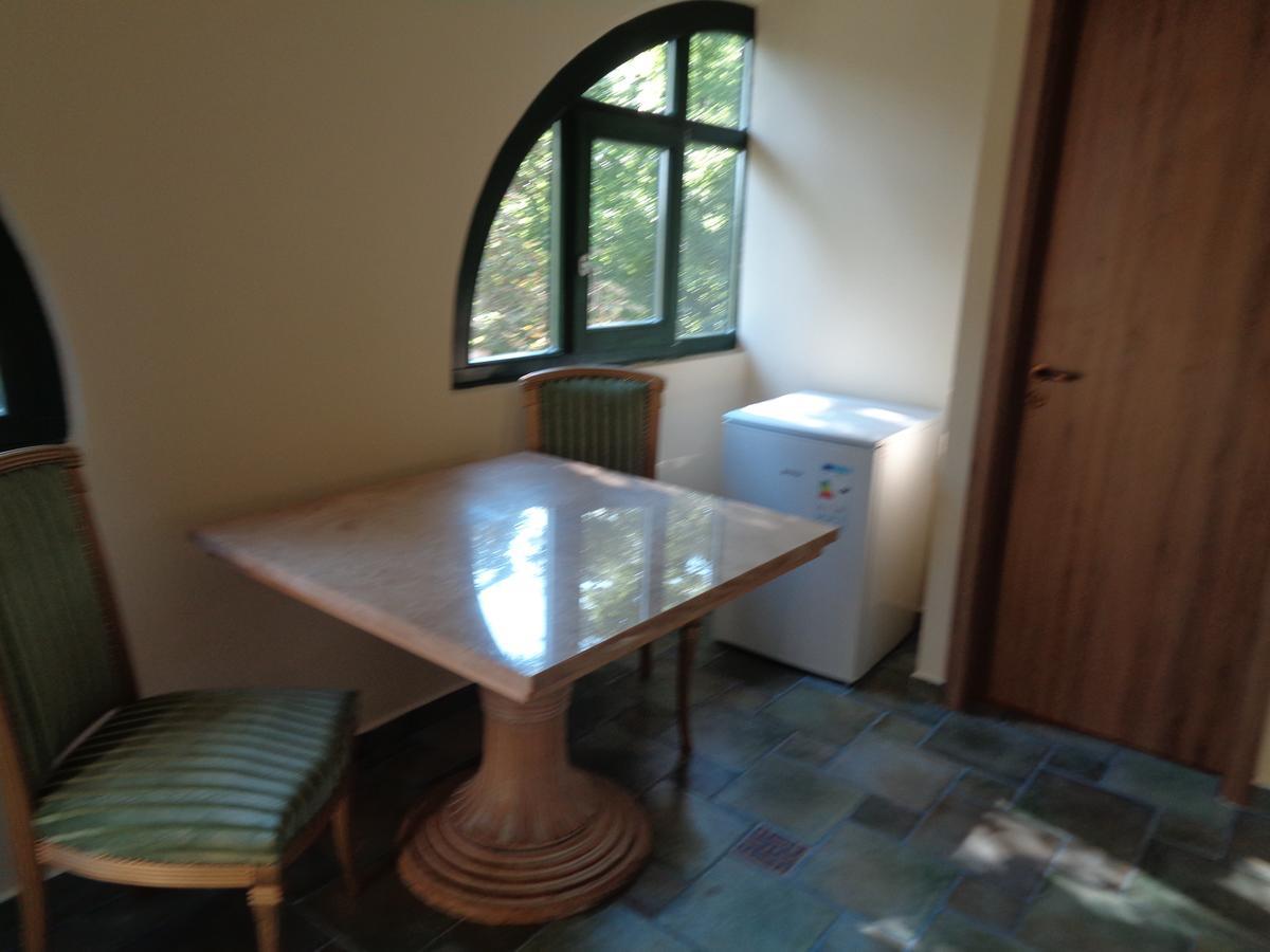 Bed and Breakfast Arnyas Park Apartmanhaz Balatonalmádi Exterior foto