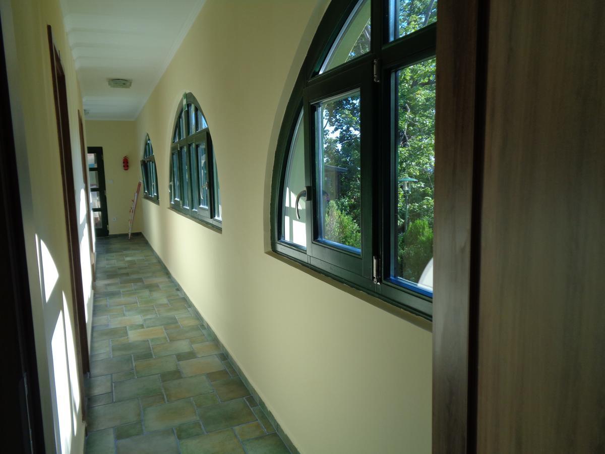 Bed and Breakfast Arnyas Park Apartmanhaz Balatonalmádi Exterior foto